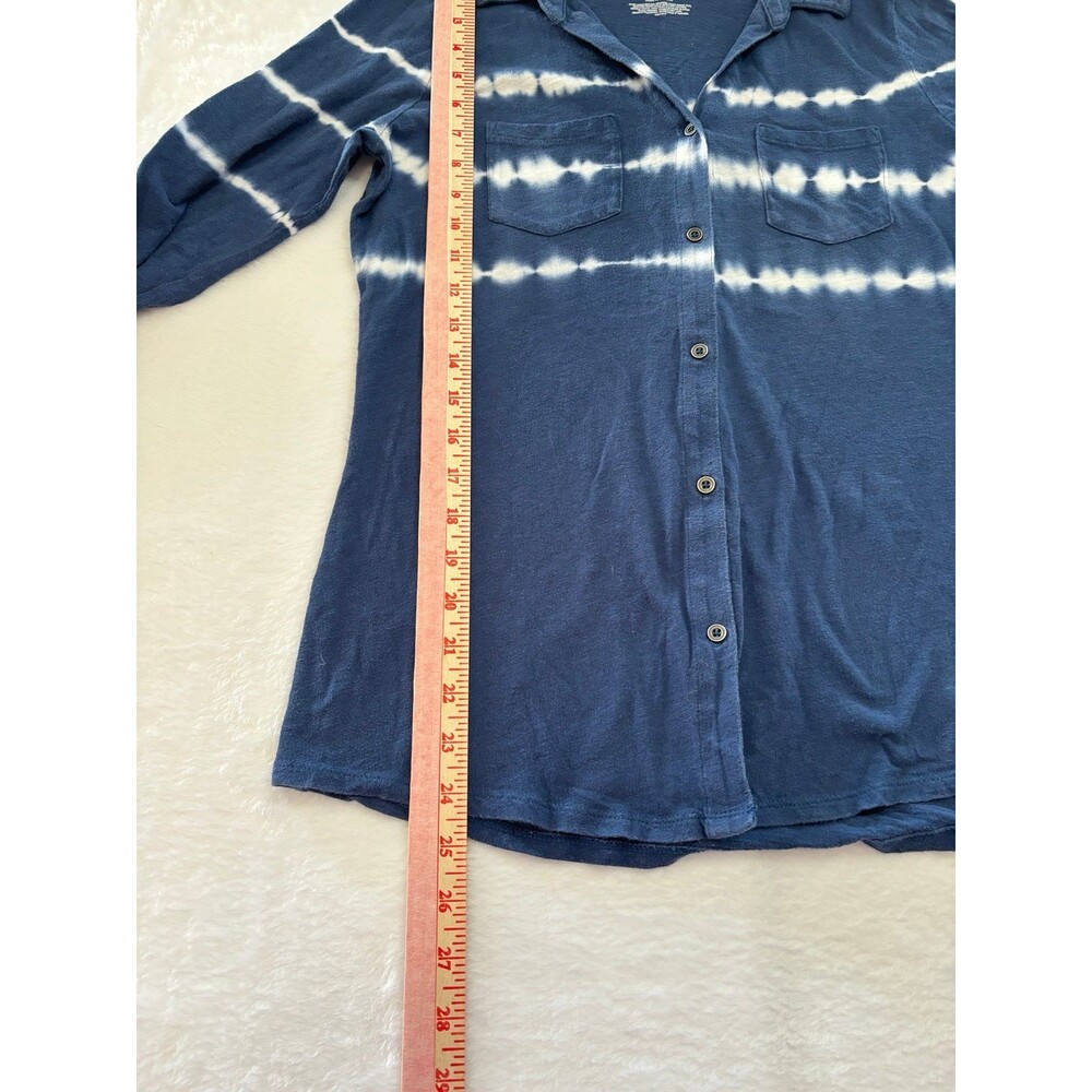 Sonoma blue acid wash 100% cotton, button-down blouse, T-shirt, size medium - Picture 4 of 5
